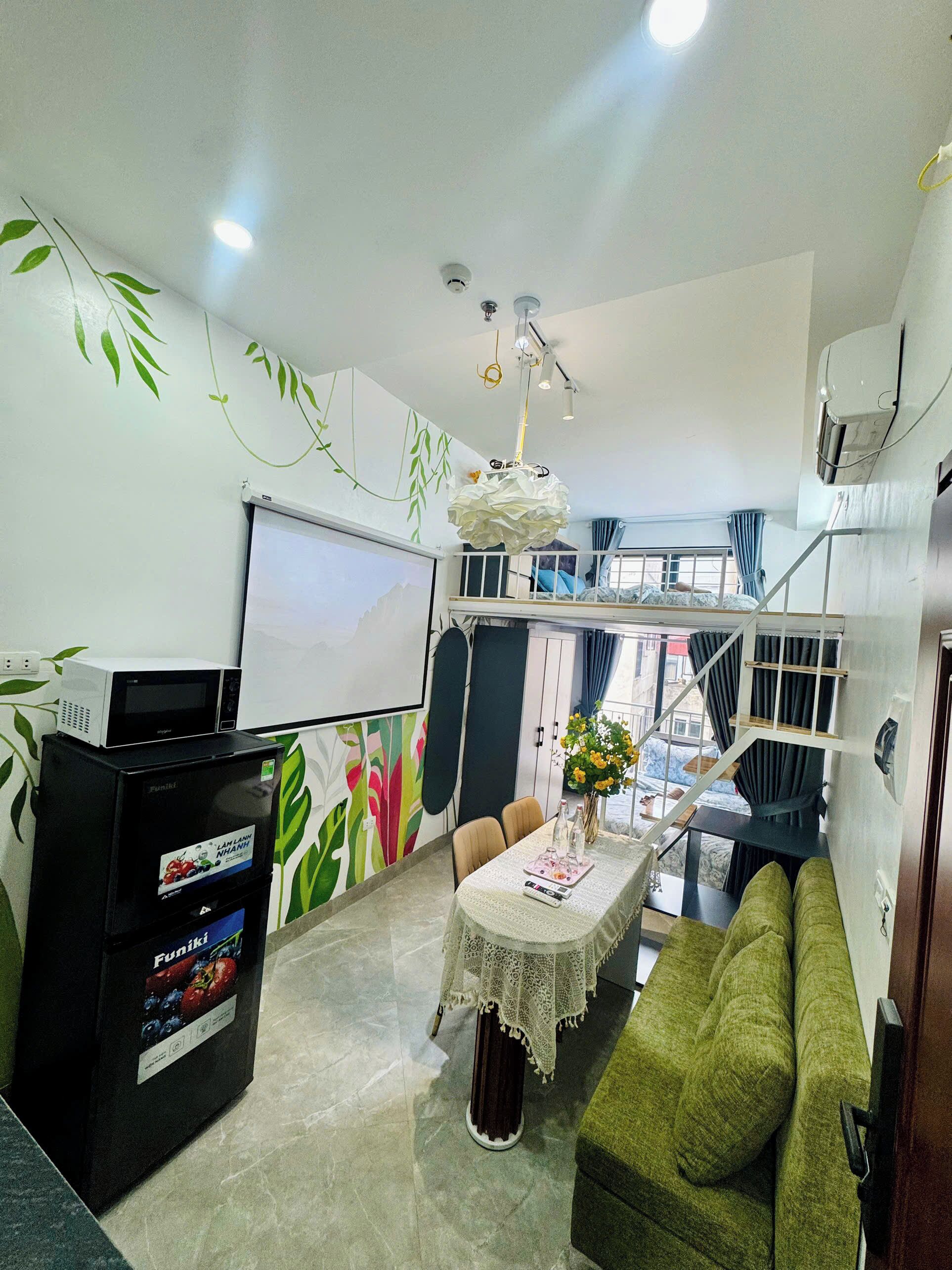 Deluxe Duplex | Interior