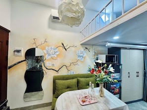 Ảnh chưa phân loại, 4 trong số 108 ảnh, nút