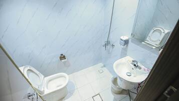 Chambre Quadruple | Salle de bain