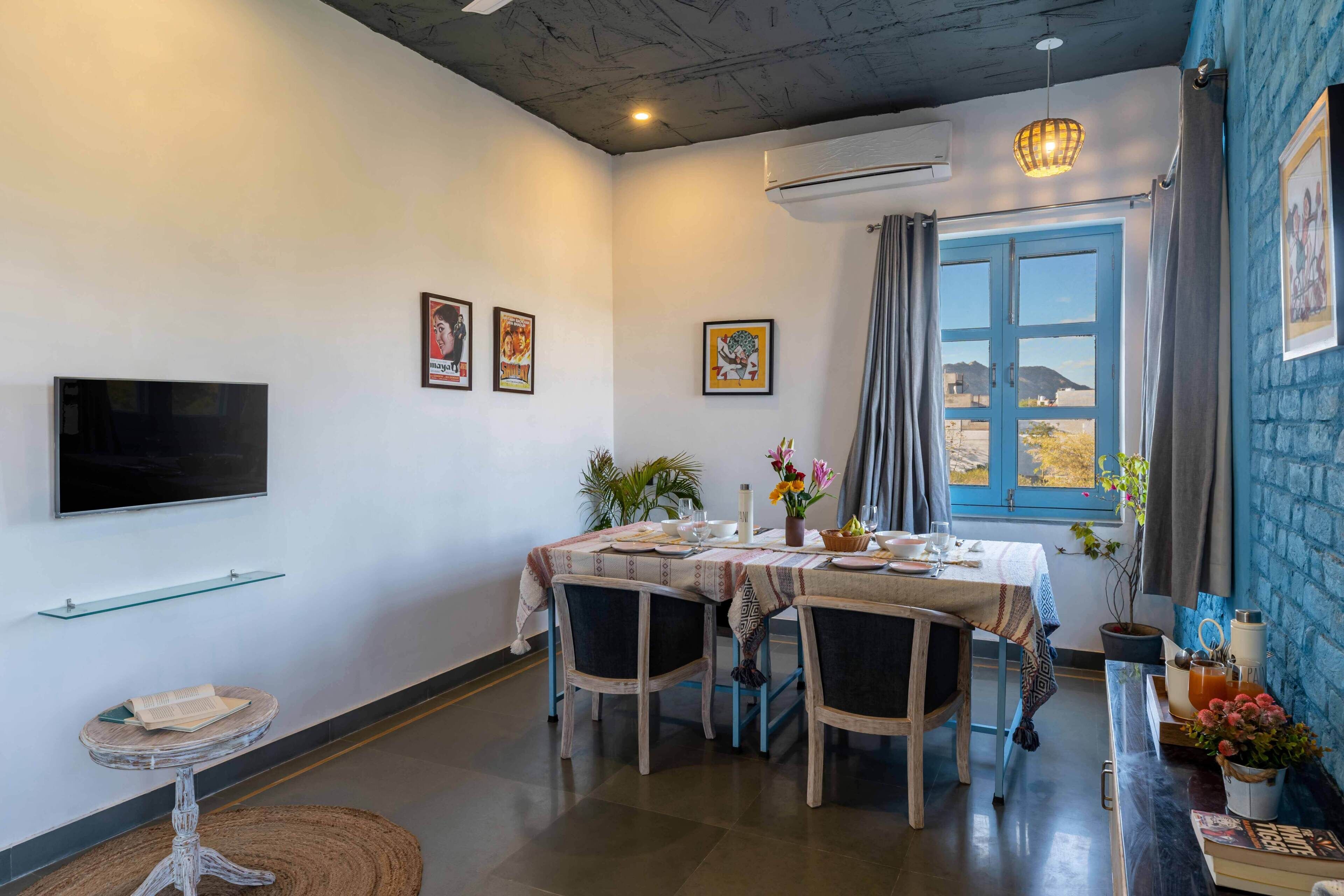 Deluxe Villa, Mountain View | Dining