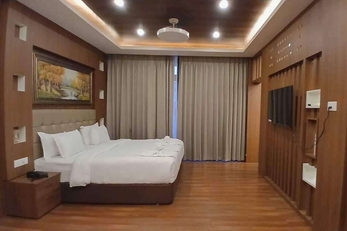 Suite Majestueuse, balcon, vue piscine | Wi-Fi gratuit
