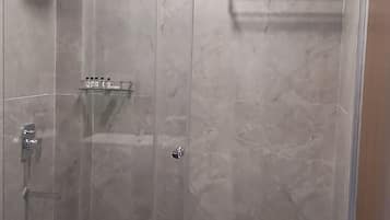 Deluxe Room, Balcony, Pool View | Bathroom | Slippers