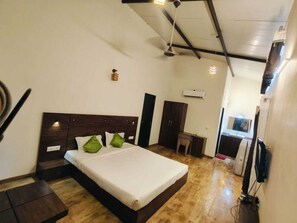Kamar Deluks | Wi-Fi gratis