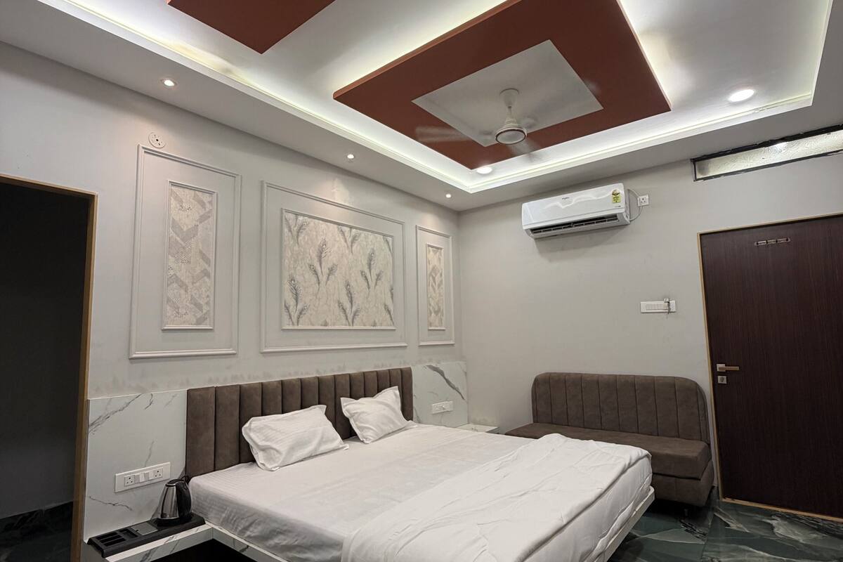 Kamar Double Deluks, balkon, pemandangan kota | Wi-Fi gratis