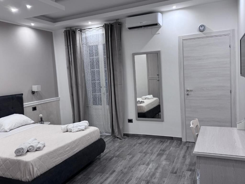 Deluxe Double Room | Desk, WiFi (free)