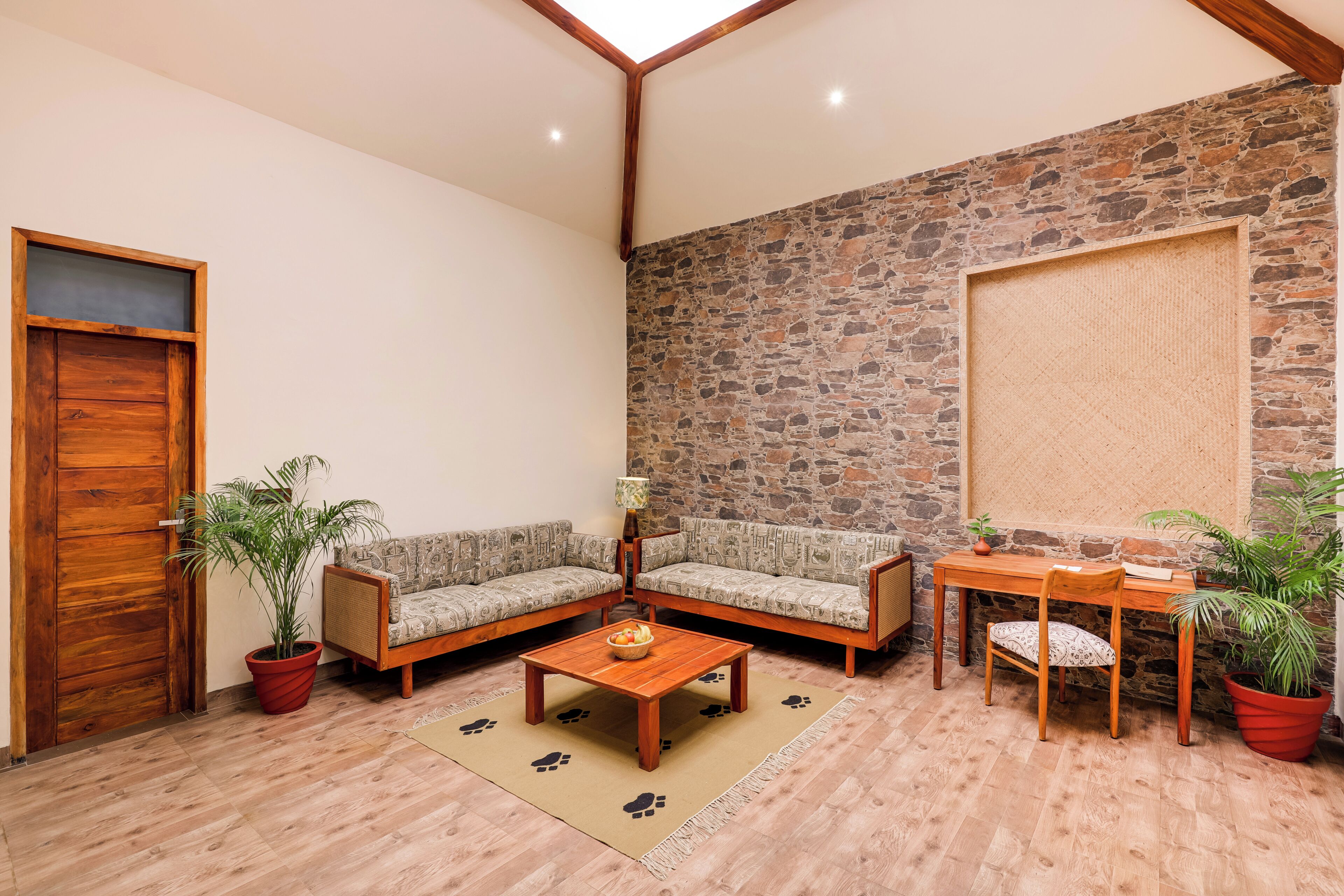Habitación Deluxe doble, vistas al patio | Interior