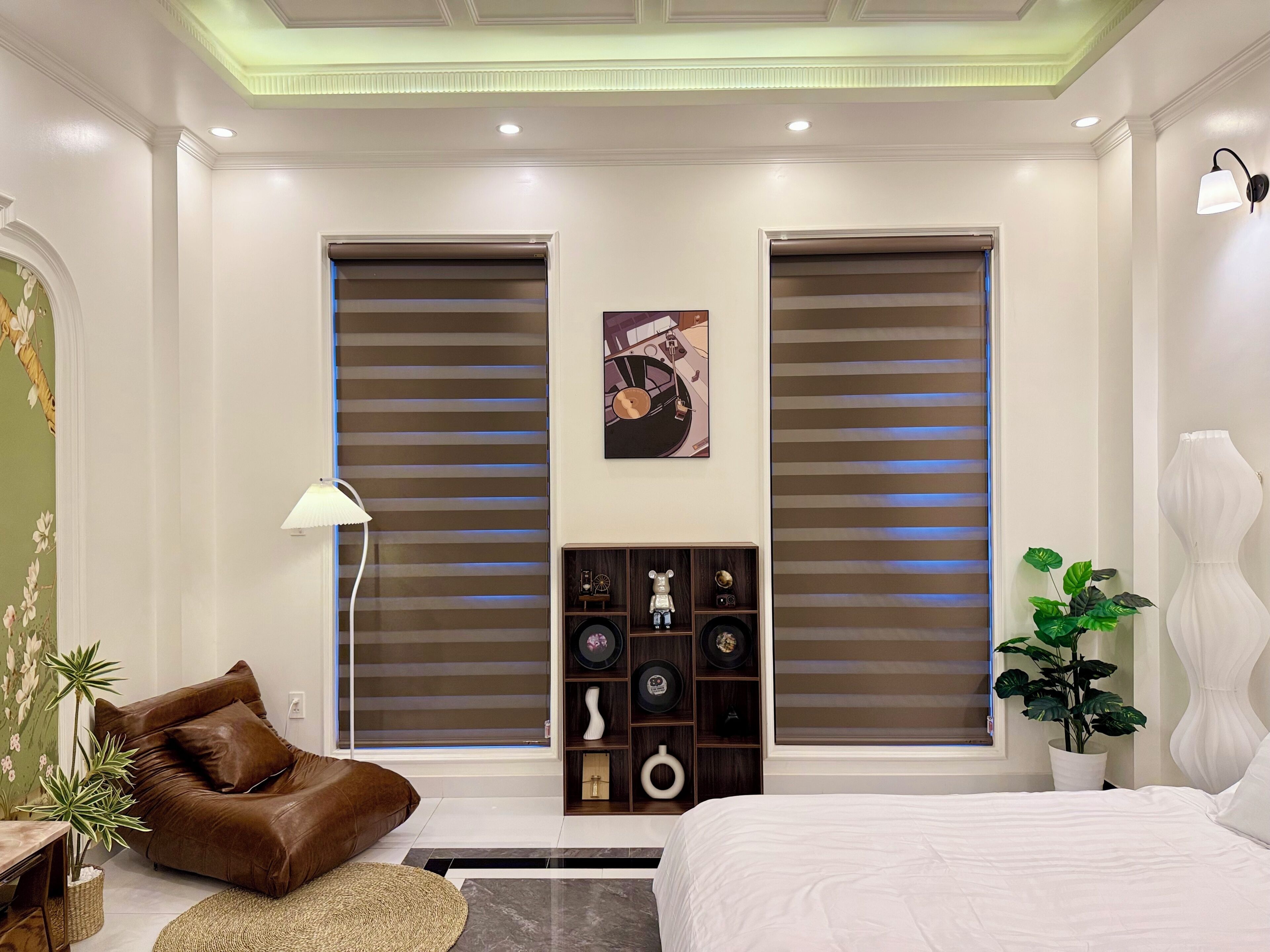 Habitación doble Deluxe, baño privado | Cortinas blackout, insonorización y tabla de planchar con plancha 