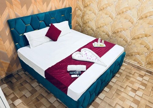 Hotel Jhansi Grand Inn