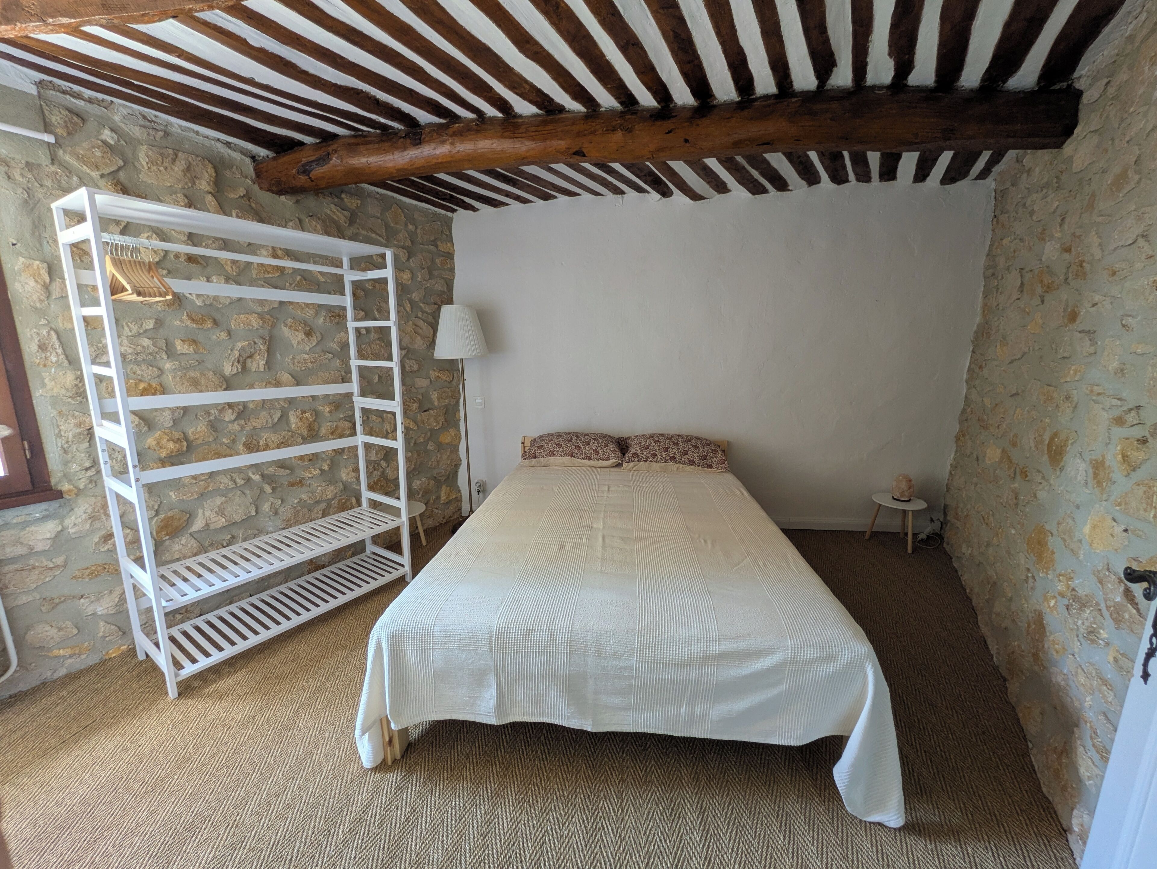 2 chambres, Wi-Fi gratuit, draps fournis