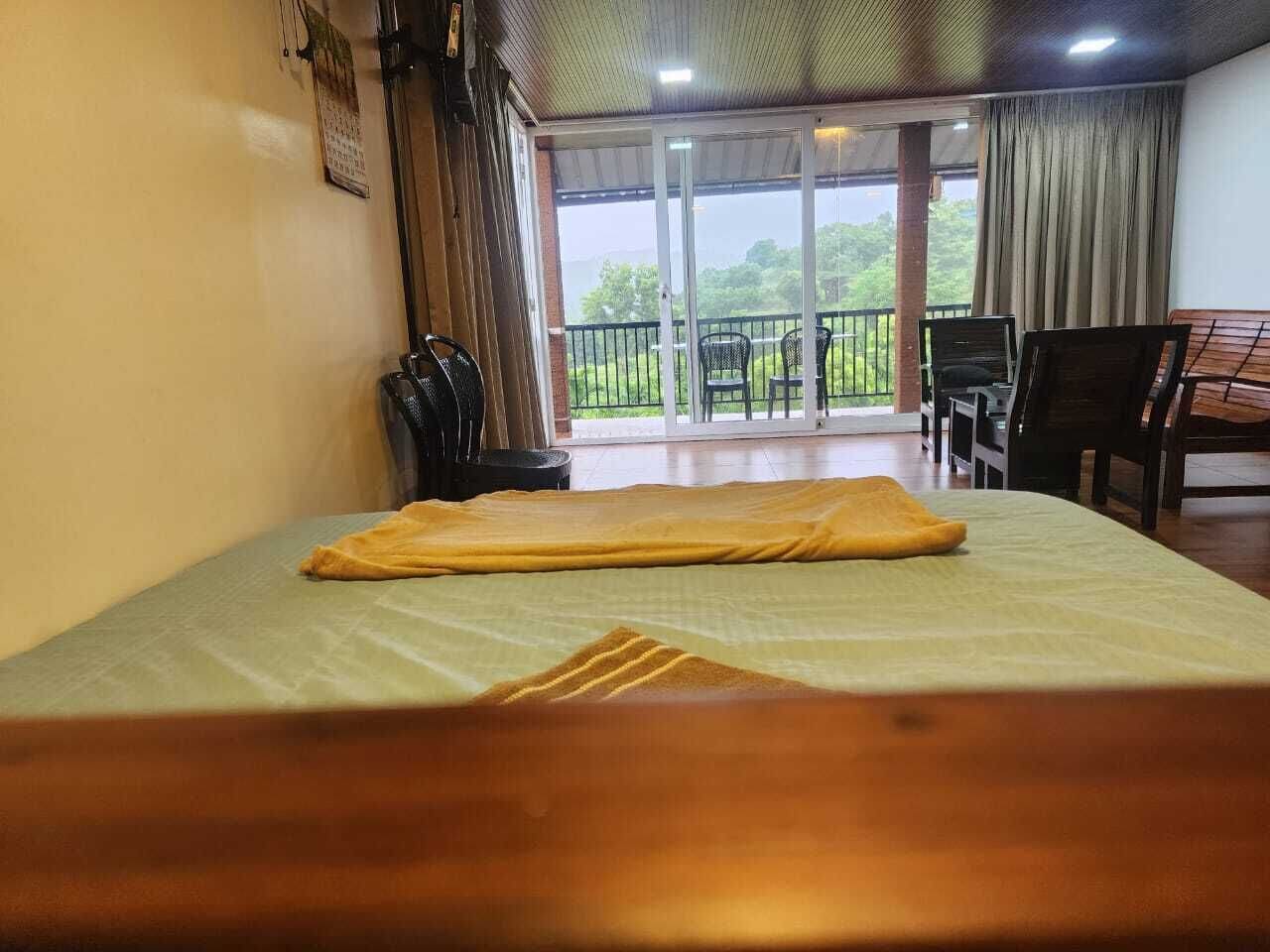 Classic-Doppelzimmer, Balkon, Bergblick