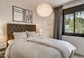 Room - Stylish Villa, in a nice location (Marbella)