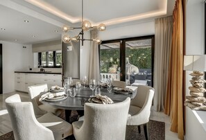 Dining - Stylish Villa, in a nice location (Marbella)