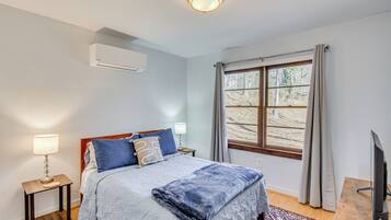 Bedroom 2 | Full Bed
