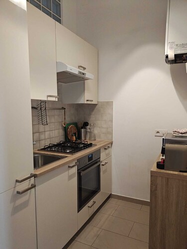 Elegant Altbau near Praterstern
Direct Subway to Center