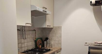 Elegant Altbau near Praterstern
Direct Subway to Center