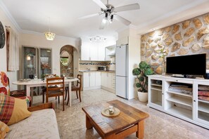 Unclassified image, 4 of 25, button - Vacation Home 'Beautiful Apartmento Amarilla Golf' with Sea View, Shared Pool & Wi-Fi (Amarilla Golf)