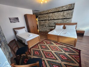 Comfort-Zimmer | Bügeleisen/Bügelbrett, kostenloses WLAN