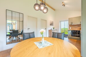 Dining - Vrbo Property (Kating)
