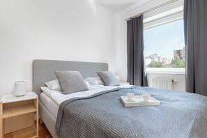 1 chambre, fer et planche à repasser, lit parapluie, Wi-Fi