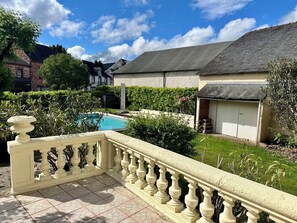 Outdoor pool - Manor house + swimming pool (Meyssac)