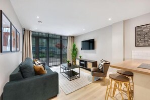 Room - Host & Stay - Henry Street Chambers (Liverpool)