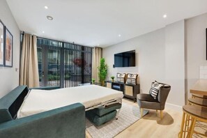 Room - Host & Stay - Henry Street Chambers (Liverpool)
