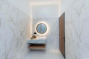 Ảnh chưa phân loại, 4 trong số 38 ảnh, nút