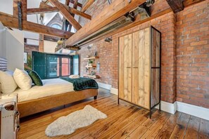 Room - Host & Stay - Bands Warehouse VI (Liverpool)