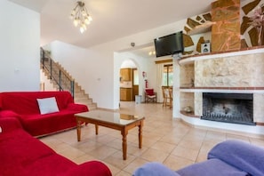 Room - Villa Noni Large Private Pool, A/C, WiFi (Polis)