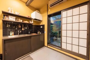 Unclassified image, 5 of 27, button - HOTEL ZIPANGU Tameikecho (Kyoto)