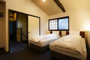 Room - HOTEL ZIPANGU Tameikecho (Kyoto)