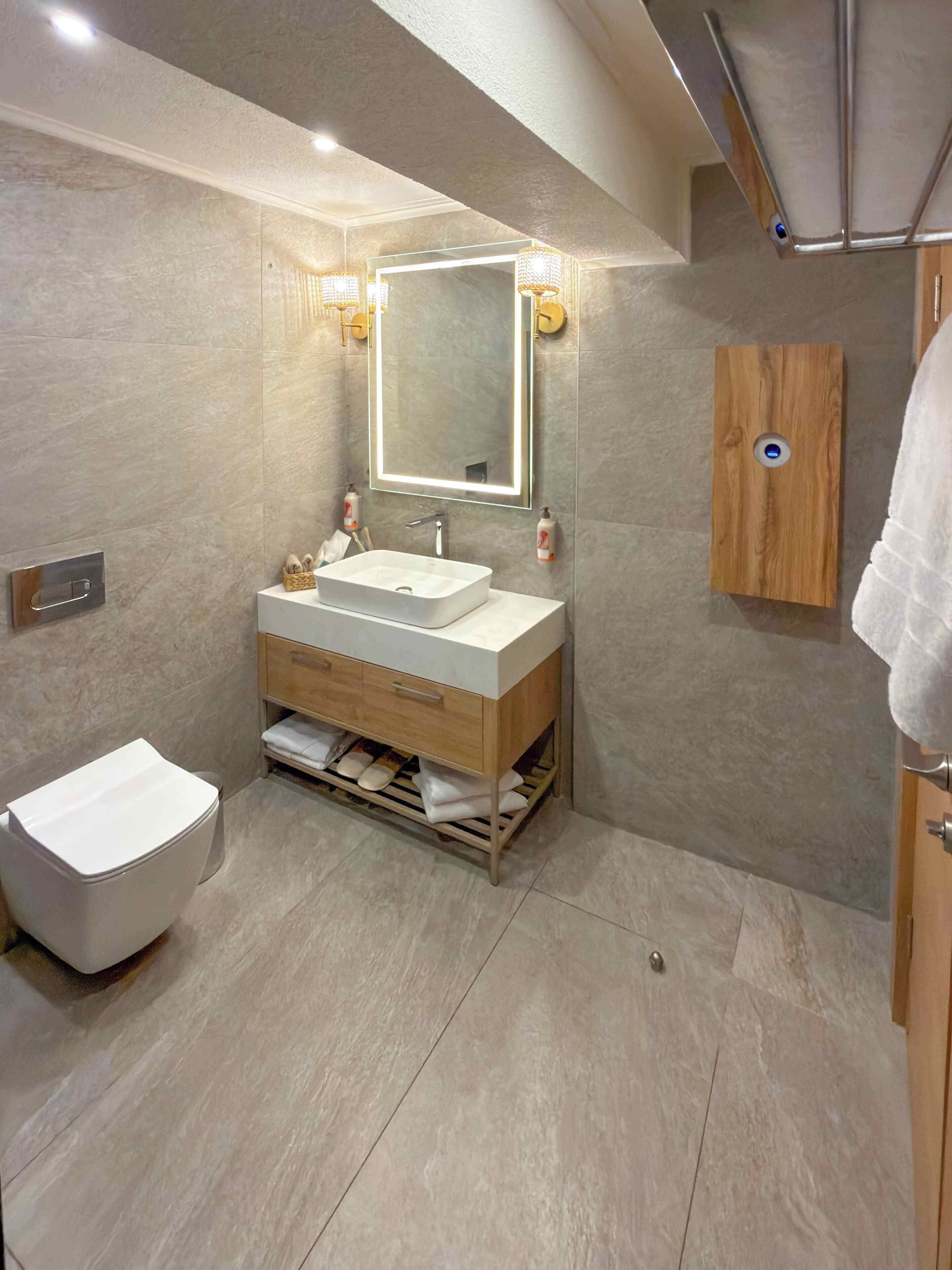 Habitación Confort, vista al jardín | Minibar, cunas gratuitas, wifi gratis y ropa de cama 