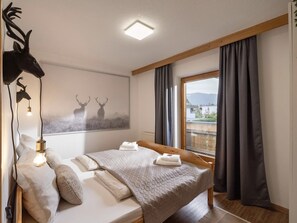 Free WiFi, bed sheets - Haus Adler 3 by Alpine Host Helpers (Westendorf)