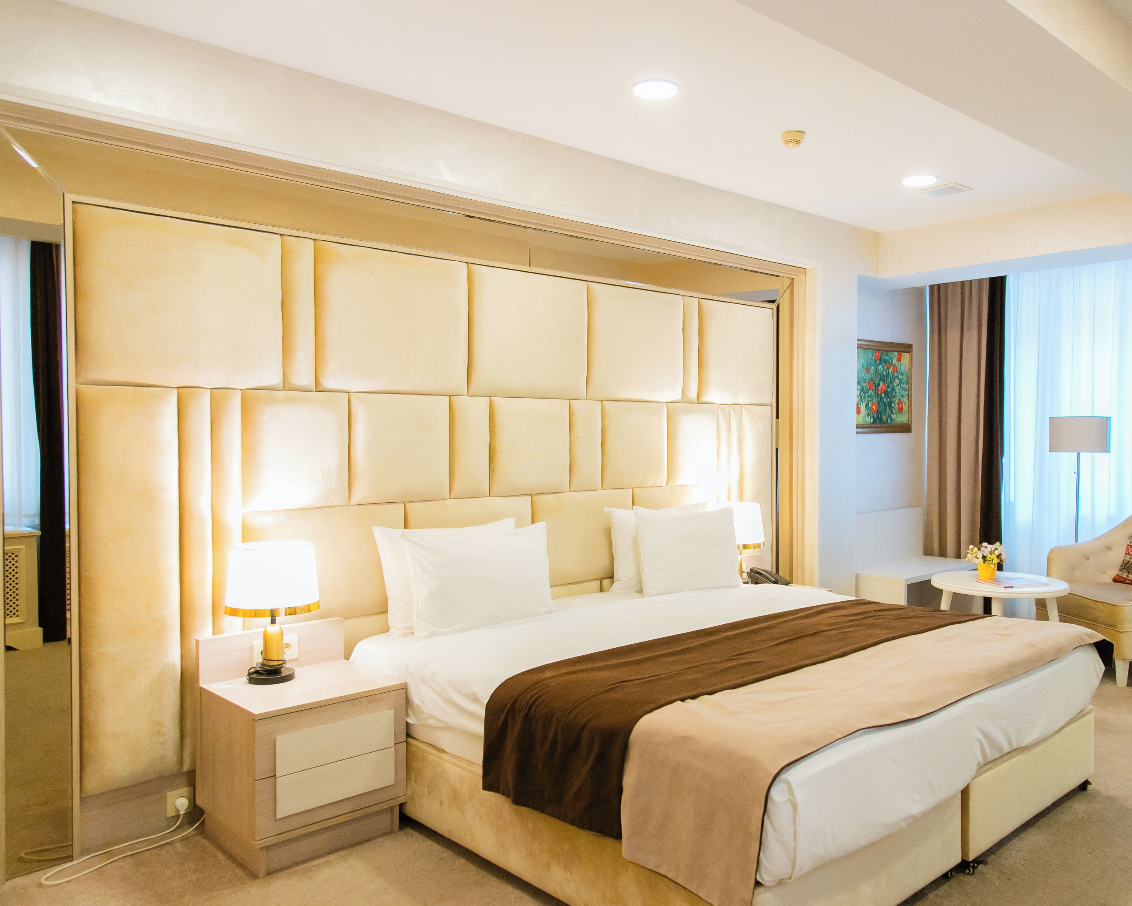 Deluxe Double Room, City View | Premium bedding, iron/ironing board, cribs (free), WiFi (free)