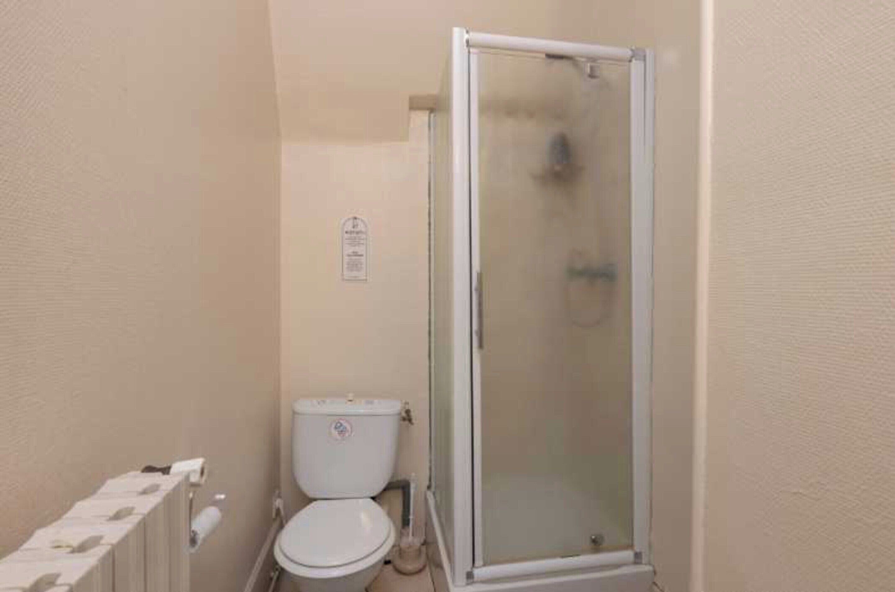 Apartment | Bathroom | Towels, shampoo