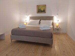 Room - Vrbo Property (Cagliari)