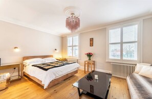 Room - Superb architecturally designed house in fantastic location (London)