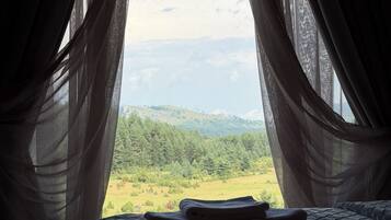 Vila Deluks, Bebas Asap Rokok, pemandangan gunung | Spa