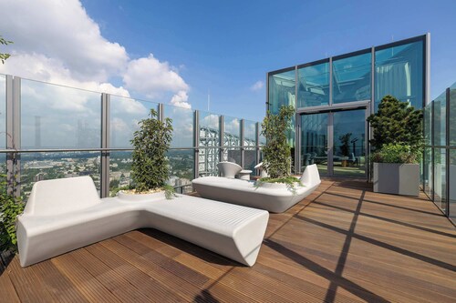 Air Conditioned Apartment in Center | Parking