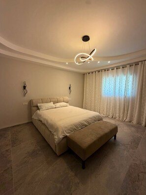 Room - Luxury rustic stone villa in Acre:Private Spa Jaccuzi Massive Garden for events (Acre)