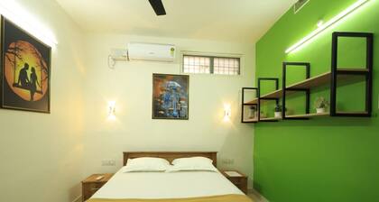 Fully furnished independent home near Sree Padmanabha Swamy Temple heart of city