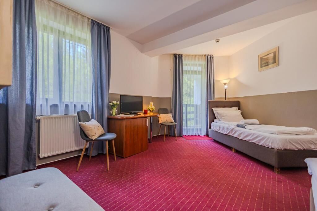 In-room safe, free WiFi