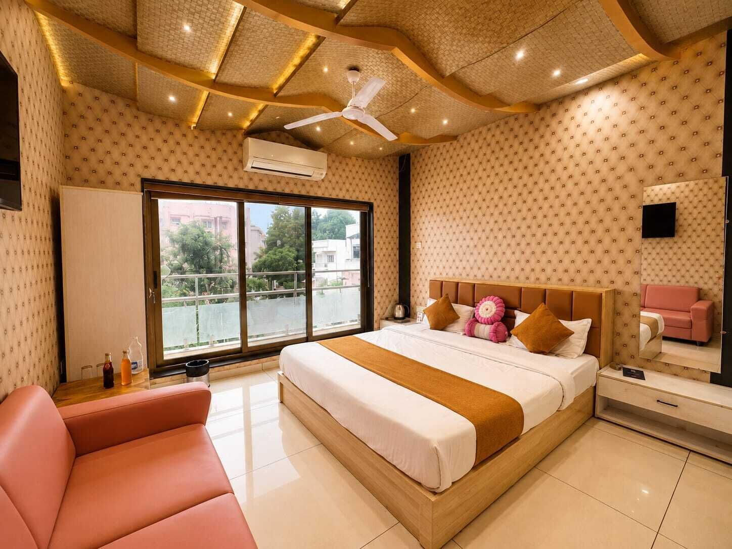 Superior Room, City View | Free WiFi, bed sheets