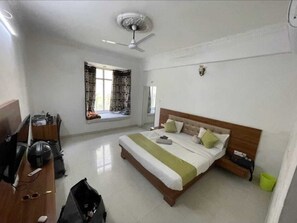Deluxe Room, Mountain View | Desk, laptop workspace, WiFi (free) - The Amar Palace (Kumbhalgarh)