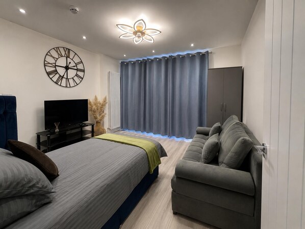 5 bedrooms