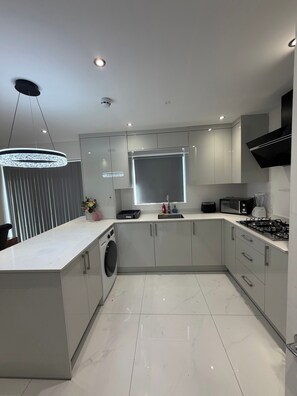 Fridge, microwave, oven