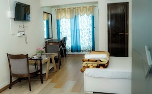 Desk, laptop workspace, free WiFi - The Mystic Hill Hotel-Aizawl Mizoram (Aizawl)