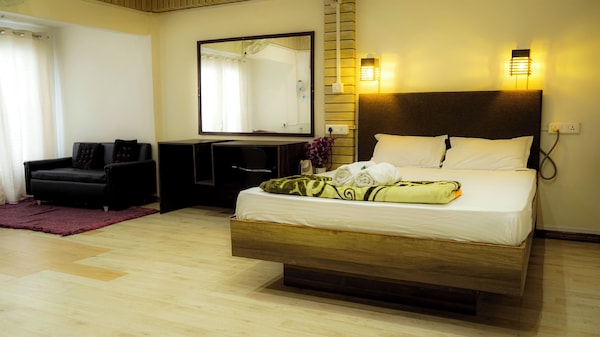 The Mystic Hill Hotel-aizawl Mizoram - 艾藻爾