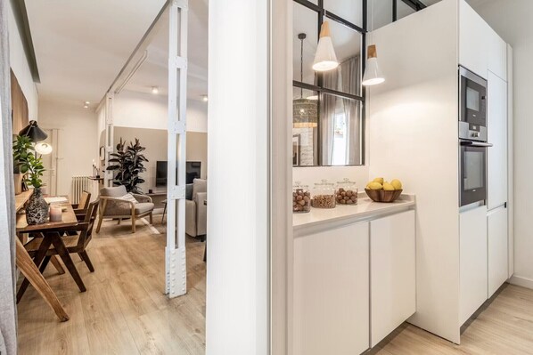 Unclassified image, 1 of 15, button - Spectacular Designer Apartment (Chamberi)