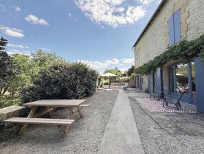 Utendørsservering